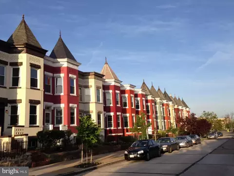 33 Q St NE, Washington, DC 20002