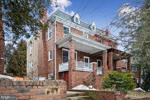 3627 Ingomar Pl NW, Washington, DC 20015