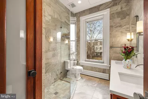 Bath - 1436 Q St NW, Washington, DC 20009 photo 2 of 5