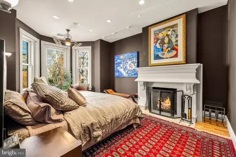 Bedroom - 1436 Q St NW, Washington, DC 20009 photo 1 of 6