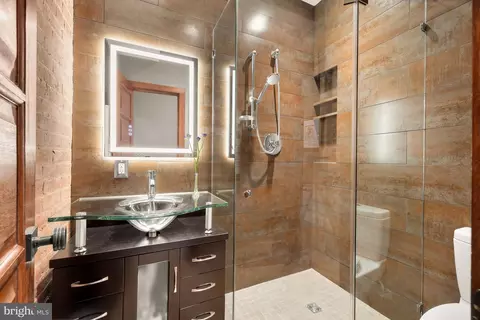 Bath - 1436 Q St NW, Washington, DC 20009 photo 1 of 5
