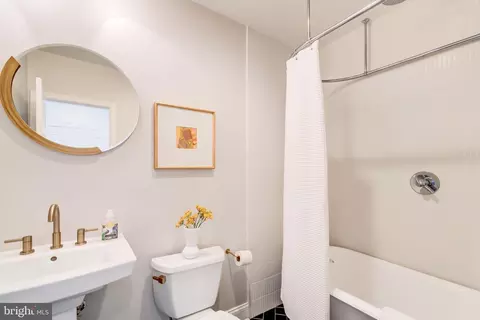 1135 C St NE, Washington, DC 20002 photo 10