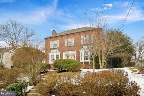 2608 Northampton St NW, Washington, DC 20015