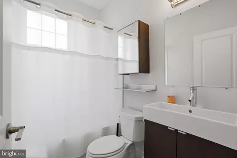 315 G St NE #306, Washington, DC 20002 photo 13