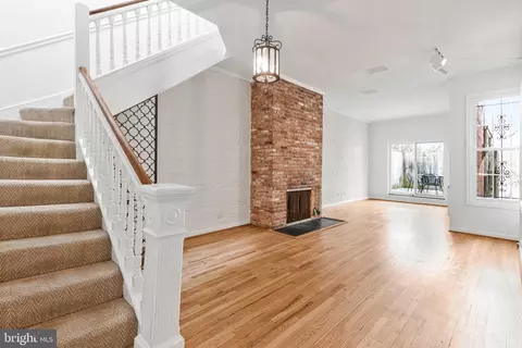 Living - 511 2nd St SE, Washington, DC 20003 photo 1 of 7