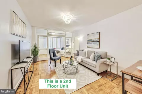 1 Scott Cir NW #116, Washington, DC 20036