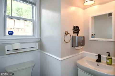 Other - 1714 33rd Pl SE, Washington, DC 20020 photo 24 of 41