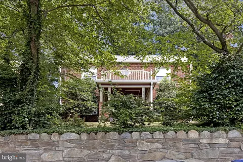 Exterior - 1714 33rd Pl SE, Washington, DC 20020 photo 6 of 17