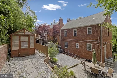 Exterior - 1714 33rd Pl SE, Washington, DC 20020 photo 8 of 17