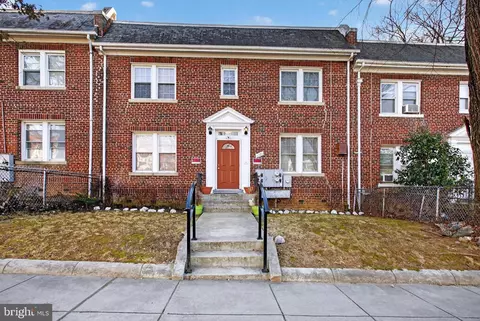1305 Orren St NE, Washington, DC 20002