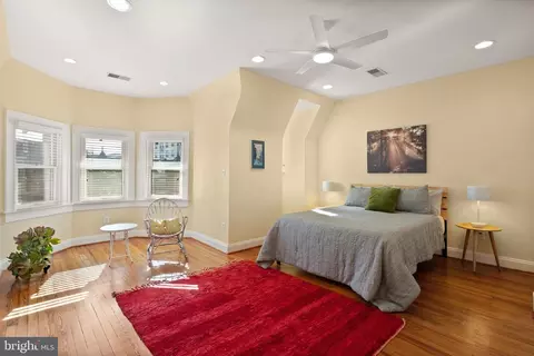 1335 Harvard St NW #PH2, Washington, DC 20009 photo 12