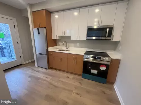 1307 K St SE #101, Washington, DC 20003 photo 7