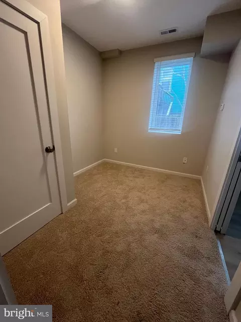 1307 K St SE #101, Washington, DC 20003 photo 5