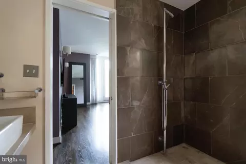 Other - 524 6th St SE, Washington, DC 20003 photo 12 of 15