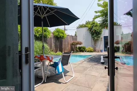 Other - 524 6th St SE, Washington, DC 20003 photo 3 of 15