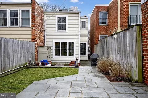 916 G St SE, Washington, DC 20003 photo 20