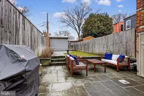 916 G St SE, Washington, DC 20003 photo 16