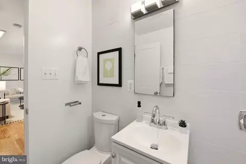 Bath - 626 Independence Ave SE #103, Washington, DC 20003 photo 2 of 2