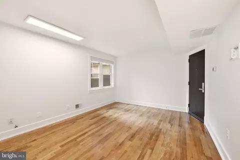 Living - 626 Independence Ave SE #103, Washington, DC 20003 photo 4 of 6