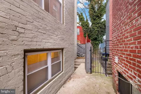 Exterior - 758 Gresham Pl NW, Washington, DC 20001 photo 9 of 9