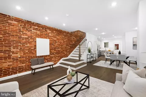 Entry Way - 758 Gresham Pl NW, Washington, DC 20001 photo 2 of 4