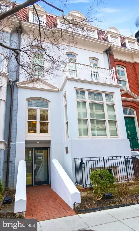 1830 Jefferson Pl NW #19, Washington, DC 20036