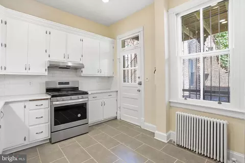 3159 18th St NW, Washington, DC 20010 photo 18
