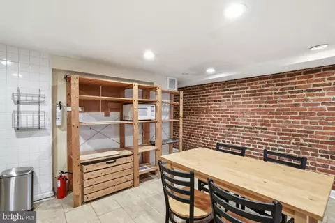 3159 18th St NW, Washington, DC 20010 photo 52