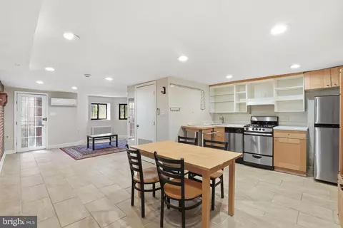 3159 18th St NW, Washington, DC 20010 photo 50
