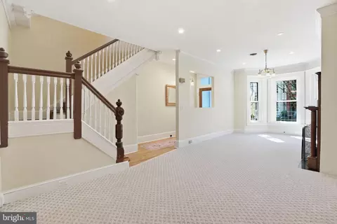 3159 18th St NW, Washington, DC 20010 photo 7