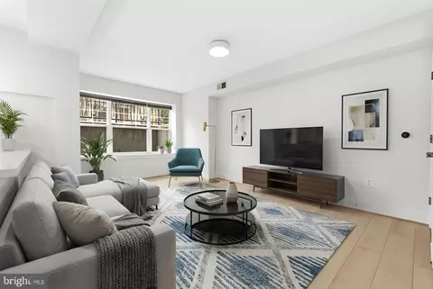 4226 7th St NW #101, Washington, DC 20011