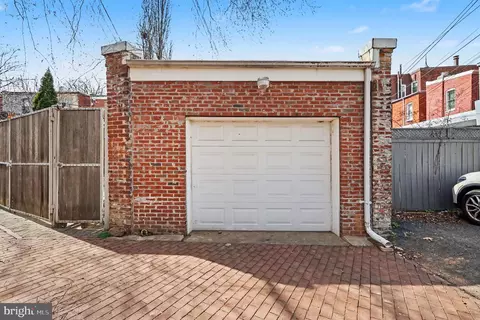 Exterior - 527 14th St NE, Washington, DC 20002 photo 7 of 7
