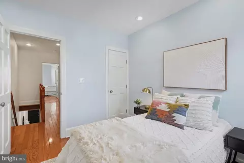 Bedroom - 527 14th St NE, Washington, DC 20002 photo 6 of 11