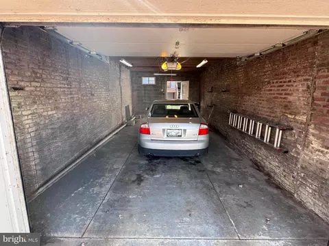 Exterior - 527 14th St NE, Washington, DC 20002 photo 6 of 7