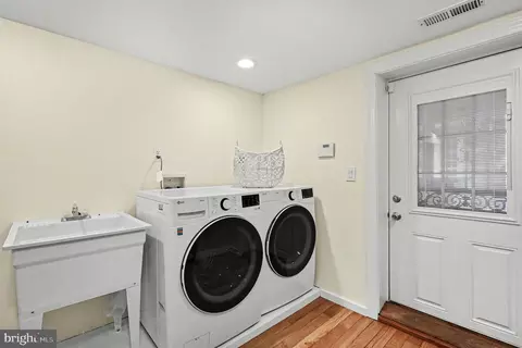 Other - 527 14th St NE, Washington, DC 20002 photo 4 of 5