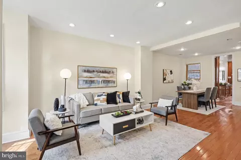 Living - 527 14th St NE, Washington, DC 20002 photo 1 of 2