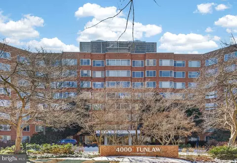 4000 Tunlaw Rd NW #415, Washington, DC 20007