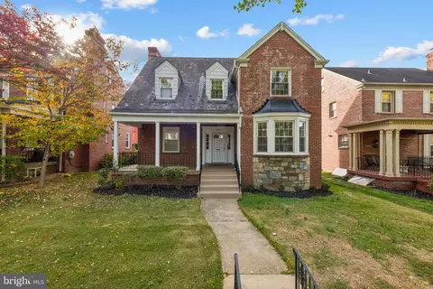 1350 Somerset Pl NW, Washington, DC 20011