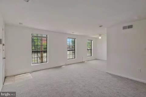 Living - 2139 Young St SE #101, Washington, DC 20020 photo 3 of 4