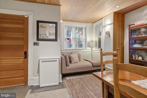 Entry Way - 116 11th St NE, Washington, DC 20002 photo 2 of 3