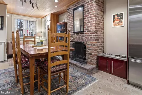 Dining - 116 11th St NE, Washington, DC 20002 photo 4 of 4