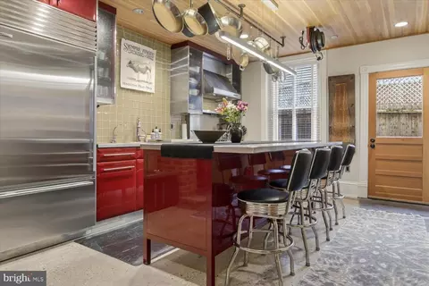 Kitchen - 116 11th St NE, Washington, DC 20002 photo 1 of 6