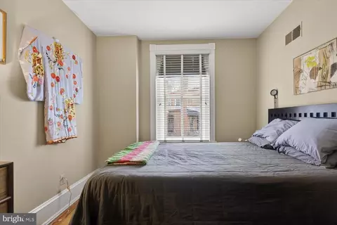 Bedroom - 116 11th St NE, Washington, DC 20002 photo 5 of 7