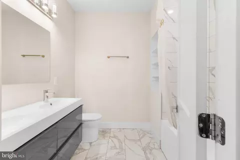 Entry Way - 2405 Naylor Rd SE, Washington, DC 20020 photo 6 of 6