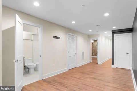 Entry Way - 2405 Naylor Rd SE, Washington, DC 20020 photo 4 of 6