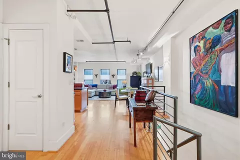 2328 Champlain St NW #101, Washington, DC 20009