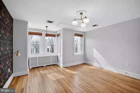 1220 NE Constitution Ave NE, Washington, DC 20002 photo 24