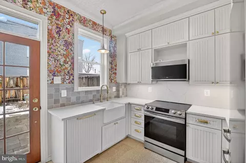 1220 NE Constitution Ave NE, Washington, DC 20002 photo 16