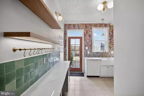 1220 NE Constitution Ave NE, Washington, DC 20002 photo 15