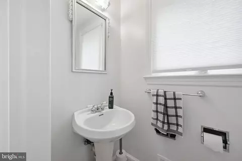 Other - 2829 29th Pl NW, Washington, DC 20008 photo 6 of 12